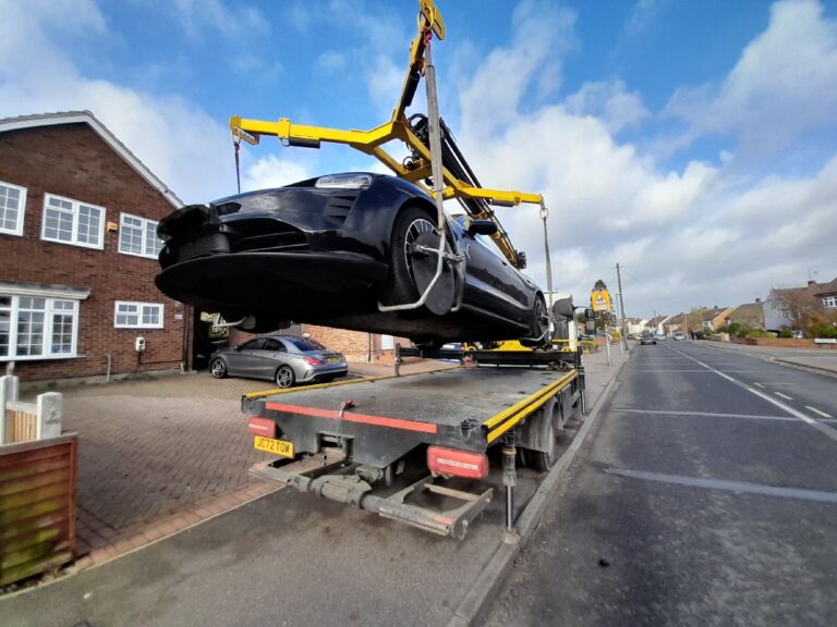Porsche being recovered in Tonbridge